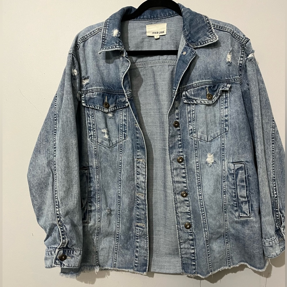 SOLD! Taking to consignment 7/31 Vici Layne distressed denim Jean jacket - Picture 5 of 16